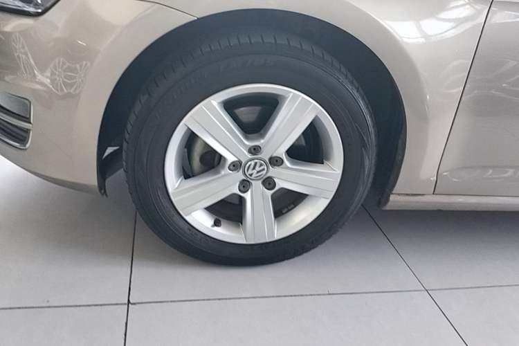 Used Volkswagen Golf 2016 230TSI Automatic Comfort Version Exterior 4