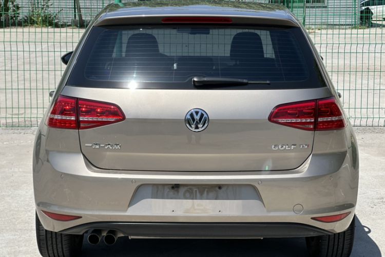 Used Volkswagen Golf 2016 230TSI Automatic Luxury Version Exterior 4