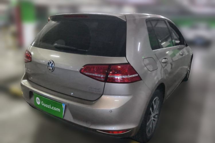 Used Volkswagen Golf 2016 230TSI Automatic Luxury Version Exterior 5