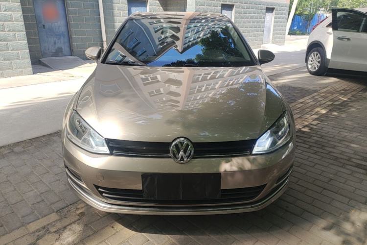 Used Volkswagen Golf 2016 230TSI Automatic Luxury Version Front