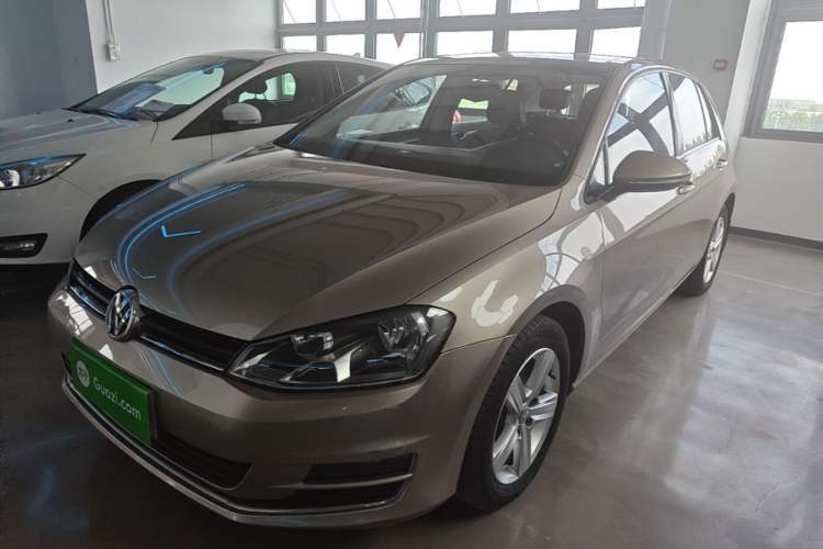 Used Volkswagen Golf 2016 1.6L Automatic Comfort Model Guazi used car, China used car export, Used car for sale, Used  cars, Cheapest cars for sale