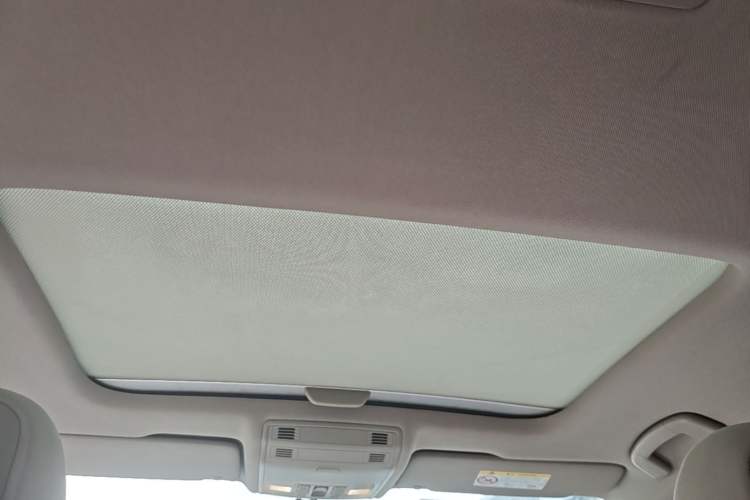 Used Volkswagen Golf 2016 1.6L Automatic Comfort Model Headliner