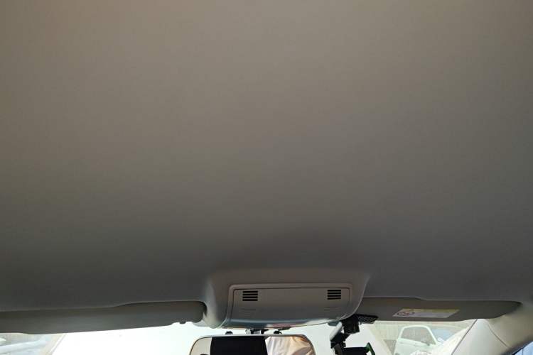 Used Volkswagen Golf 2016 1.6L Manual Fashion Edition Headliner