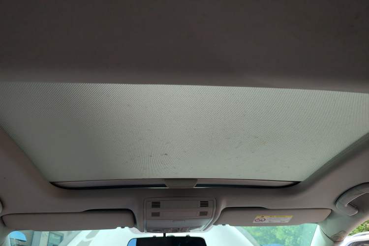 Used Volkswagen Golf 2016 230TSI Automatic Comfort Version Headliner