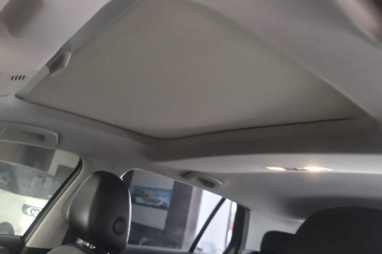 Used Volkswagen Golf 2016 230TSI Automatic Comfort Version Headliner