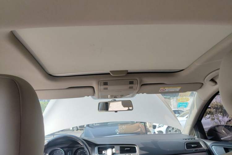 Used Volkswagen Golf 2016 230TSI Manual Comfort Version Headliner