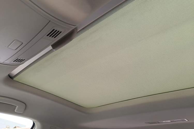 Used Volkswagen Golf 2016 1.6L Automatic Comfort Model Headliner