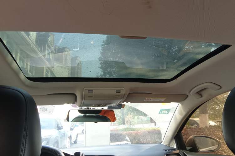 Used Volkswagen Golf 2016 230TSI Automatic Comfort Version Headliner