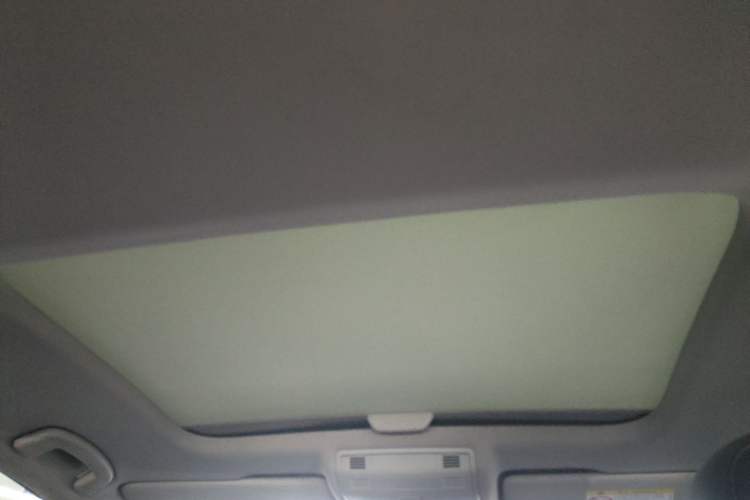 Used Volkswagen Golf 2016 230TSI Automatic Luxury Version Headliner