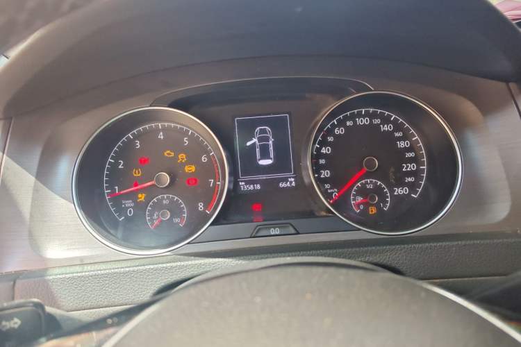 Used Volkswagen Golf 2016 230TSI Automatic Luxury Version Instrument Cluster