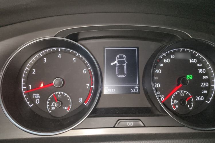Used Volkswagen Golf 2016 230TSI Automatic Luxury Version Instrument Cluster