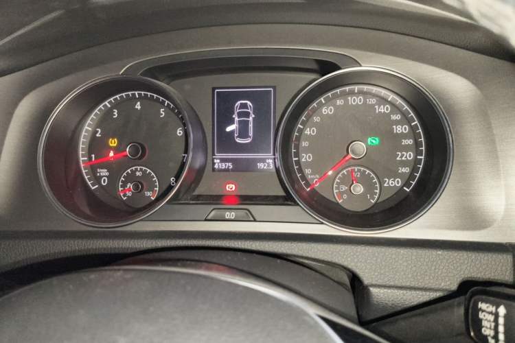 Used Volkswagen Golf 2016 1.6L Automatic Comfort Model Instrument Cluster