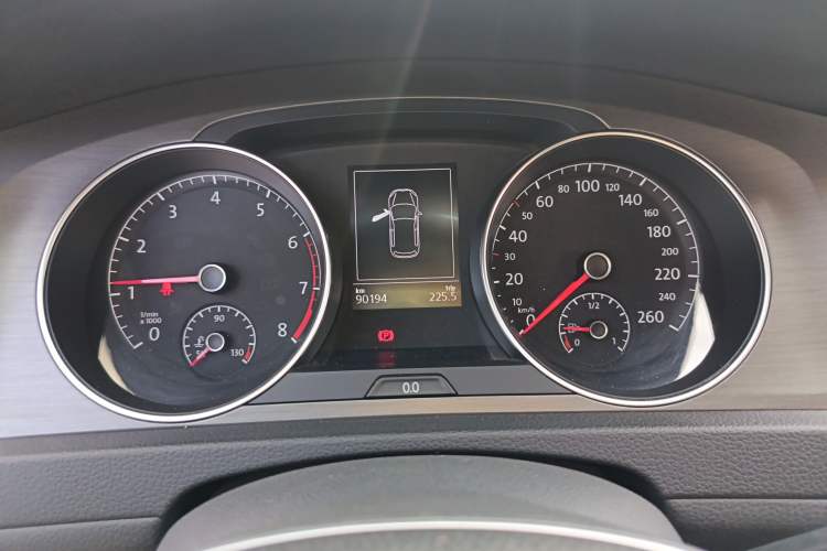Used Volkswagen Golf 2016 1.6L Automatic Comfort Model Instrument Cluster