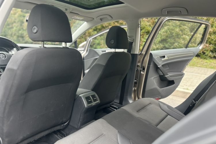 Used Volkswagen Golf 2016 1.6L Automatic Comfort Model Interior 3