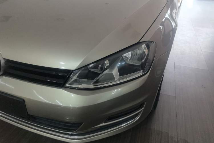 Used Volkswagen Golf 2016 230TSI Automatic Comfort Version Left Front Headlight