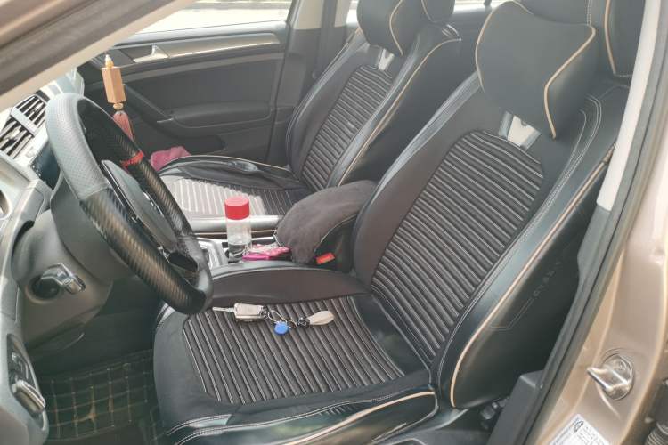 Used Volkswagen Golf 2016 230TSI Automatic Comfort Version Left Front Seat