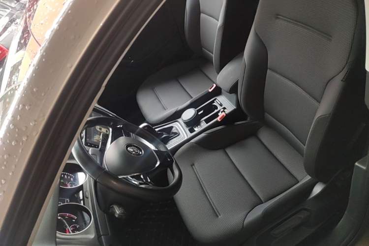 Used Volkswagen Golf 2016 230TSI Automatic Comfort Version Left Front Seat