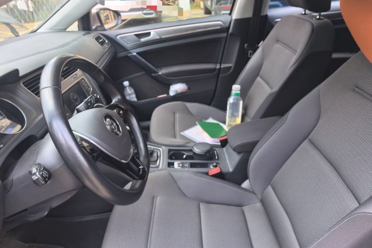 Used Volkswagen Golf 2016 1.6L Automatic Comfort Model Left Front Seat