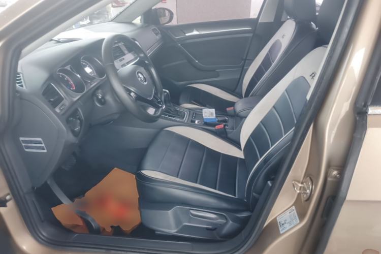 Used Volkswagen Golf 2016 230TSI Automatic Comfort Version Left Front Seat