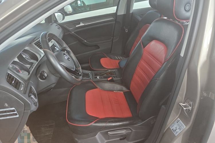 Used Volkswagen Golf 2016 1.6L Automatic Comfort Model Left Front Seat