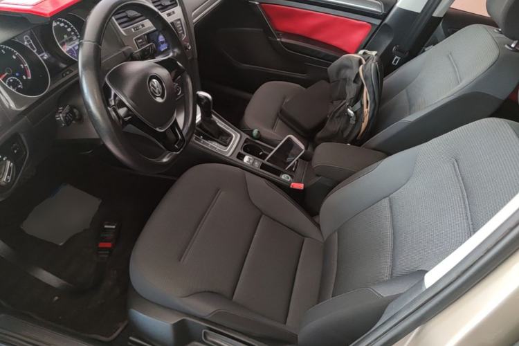 Used Volkswagen Golf 2016 230TSI Automatic Comfort Version Left Front Seat