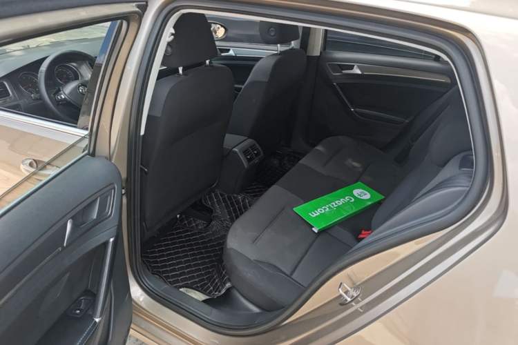 Used Volkswagen Golf 2016 1.6L Automatic Comfort Model Left Rear Seat