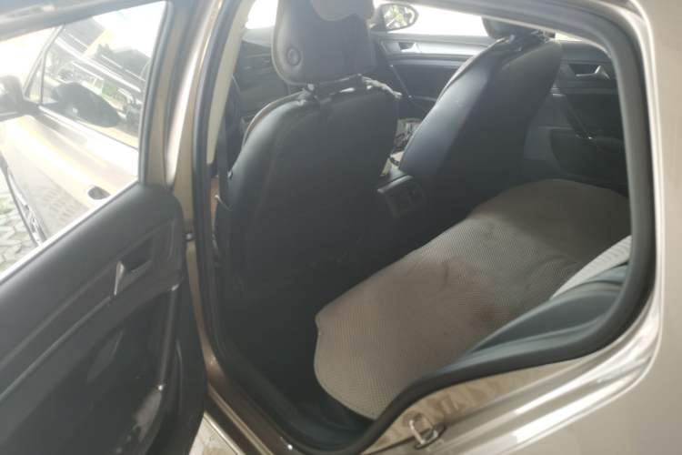 Used Volkswagen Golf 2016 230TSI Automatic Comfort Version Left Rear Seat