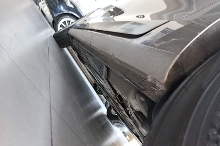 Used Volkswagen Golf 2016 230TSI Automatic Comfort Version Left Side Sill