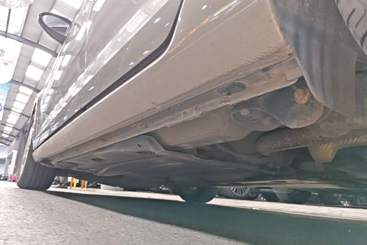 Used Volkswagen Golf 2016 230TSI Automatic Comfort Version Left Side Sill