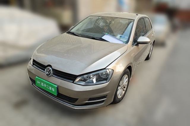 Used Volkswagen Golf 2016 1.6L Manual Fashion Edition