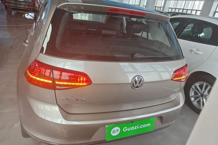 Used Volkswagen Golf 2016 1.6L Automatic Comfort Model Rear