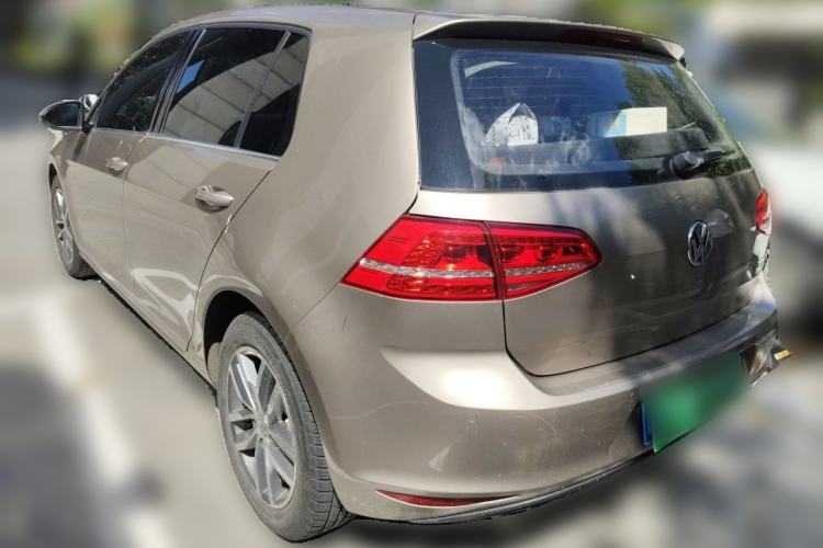Used Volkswagen Golf 2016 230TSI Automatic Luxury Version Rear Left 45 Deg