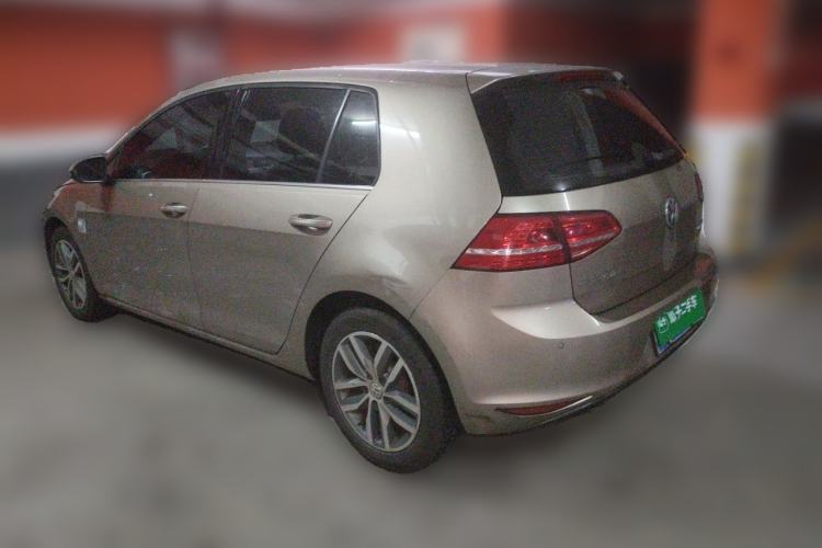 Used Volkswagen Golf 2016 230TSI Automatic Luxury Version Rear Left 45 Deg
