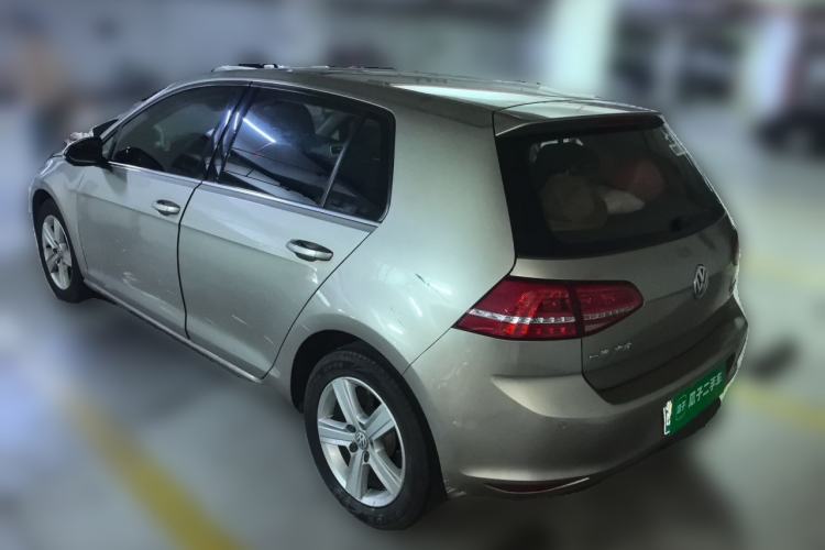 Used Volkswagen Golf 2016 230TSI Automatic Comfort Version Rear Left 45 Deg