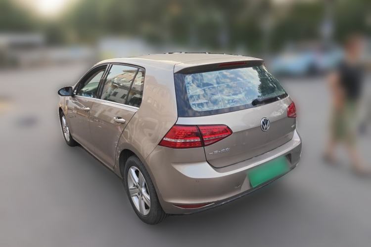 Used Volkswagen Golf 2016 1.6L Automatic Comfort Model Rear Left 45 Deg