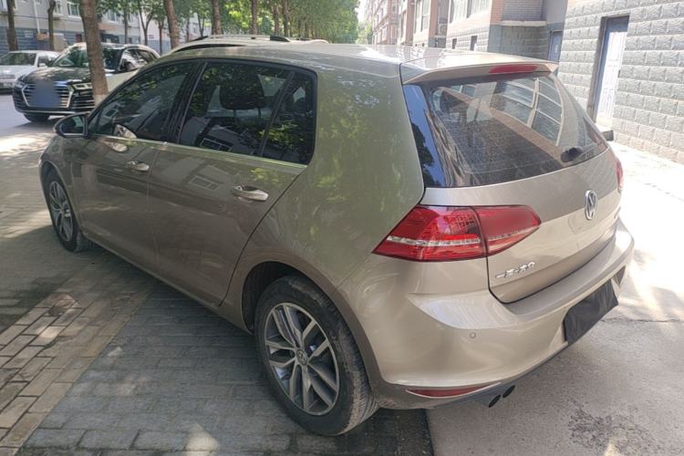 Used Volkswagen Golf 2016 230TSI Automatic Luxury Version Rear Left 45 Deg