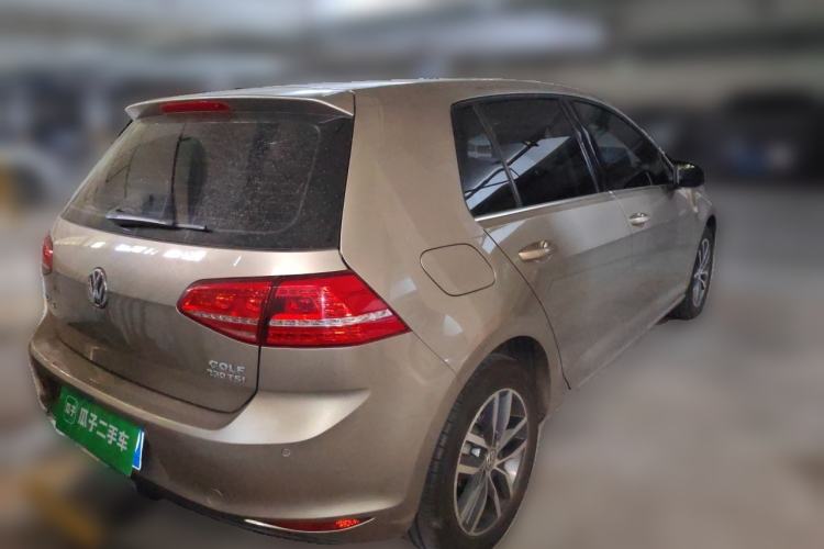 Used Volkswagen Golf 2016 230TSI Automatic Luxury Version Rear Right 45 Deg