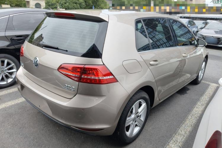 Used Volkswagen Golf 2016 230TSI Automatic Comfort Version Rear Right 45 Deg