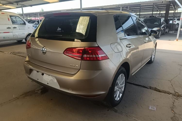 Used Volkswagen Golf 2016 1.6L Manual Fashion Edition Rear Right 45 Deg