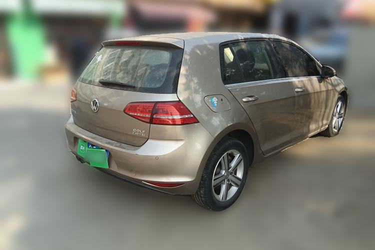 Used Volkswagen Golf 2016 230TSI Automatic Comfort Version Rear Right 45 Deg