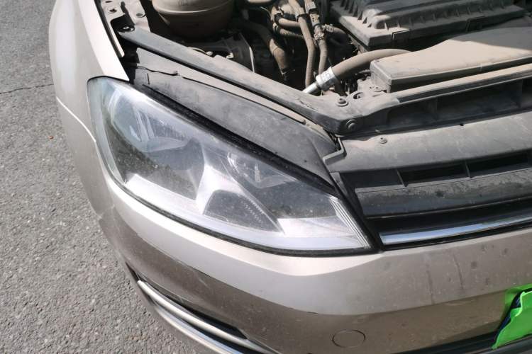 Used Volkswagen Golf 2016 230TSI Automatic Comfort Version Right Front Headlight
