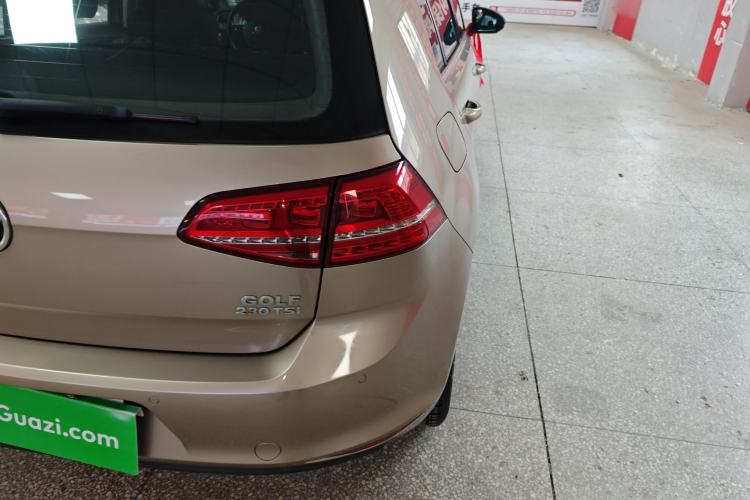 Used Volkswagen Golf 2016 230TSI Automatic Comfort Version Right Rear Taillight