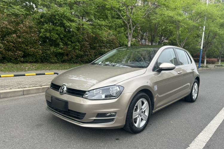 Used Volkswagen Golf 2016 1.6L Automatic Comfort Model Guazi used car, China used car export, Used car for sale, Used  cars, Cheapest cars for sale