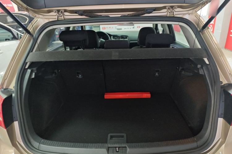 Used Volkswagen Golf 2016 230TSI Automatic Comfort Version Trunk