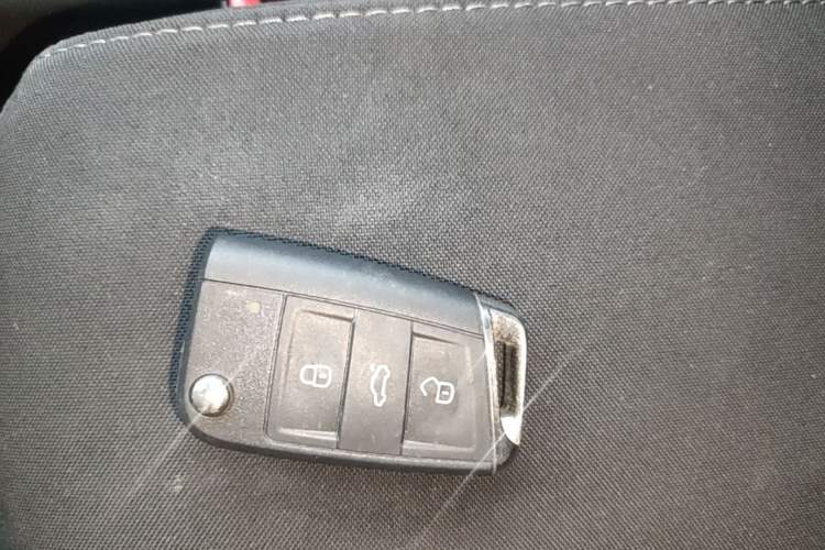 Used Volkswagen Golf 2016 230TSI Automatic Comfort Version Vehicle Key