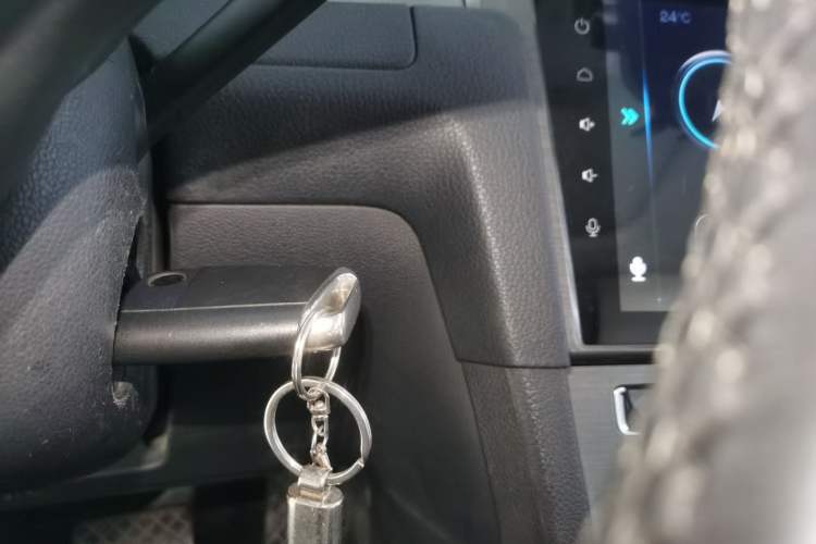 Used Volkswagen Golf 2016 230TSI Automatic Comfort Version Vehicle Key