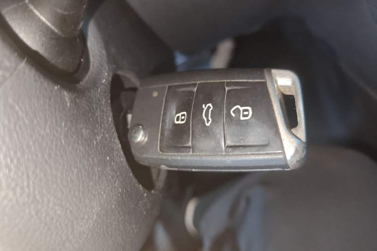 Used Volkswagen Golf 2016 1.6L Automatic Comfort Model Vehicle Key