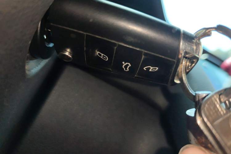 Used Volkswagen Golf 2016 230TSI Automatic Comfort Version Vehicle Key