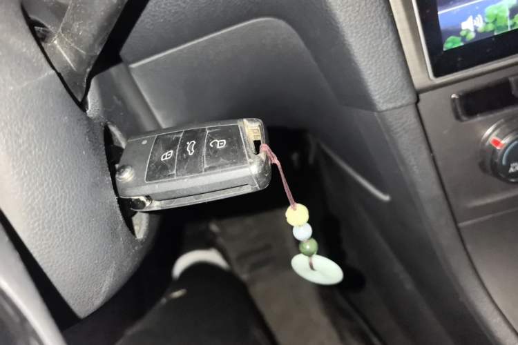 Used Volkswagen Golf 2016 230TSI Automatic Comfort Version Vehicle Key