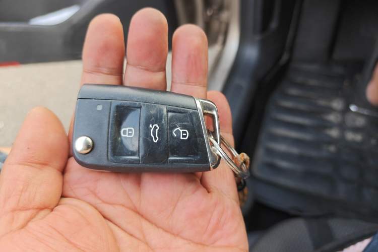 Used Volkswagen Golf 2016 1.6L Automatic Comfort Model Vehicle Key